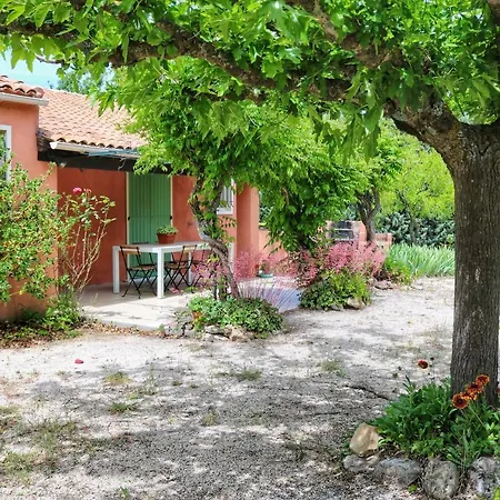 Piscine Face Au Grand Luberon *