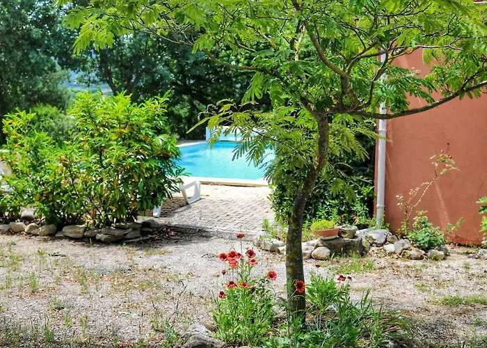 Villa Piscine Face Au Grand Luberon Cereste