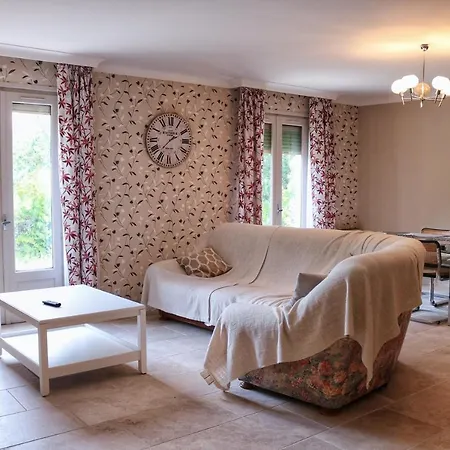 Villa Piscine Face Au Grand Luberon *